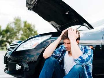 Verkaufen Sie Ihre Unfallwagen bei uns. Wir nehmen auch Autos mit Motorschaden